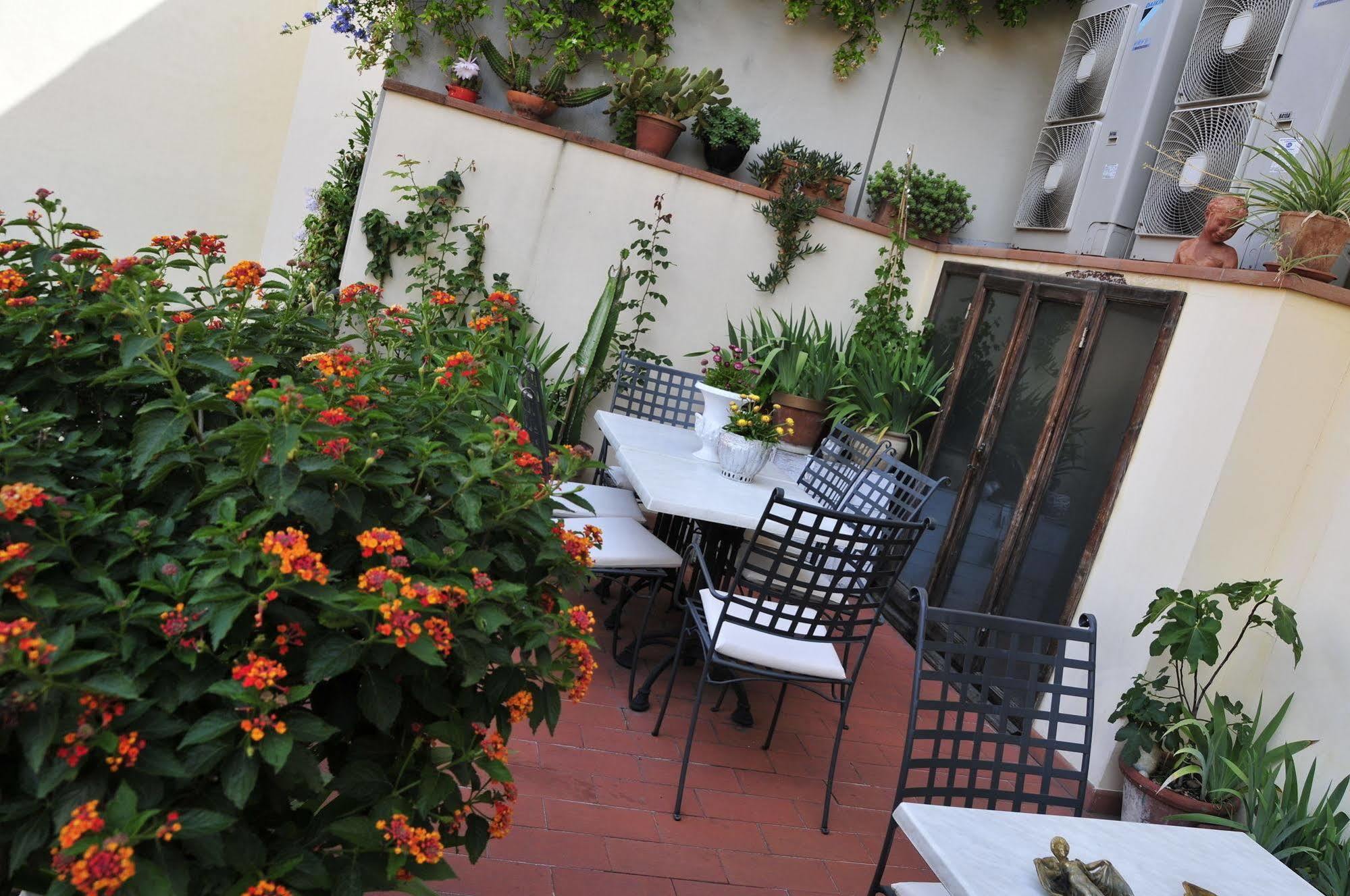 L'Antica Porta Boutique B&B Florencia Exterior foto